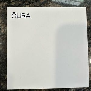 Size 7 Gen 3 Gold Oura ring